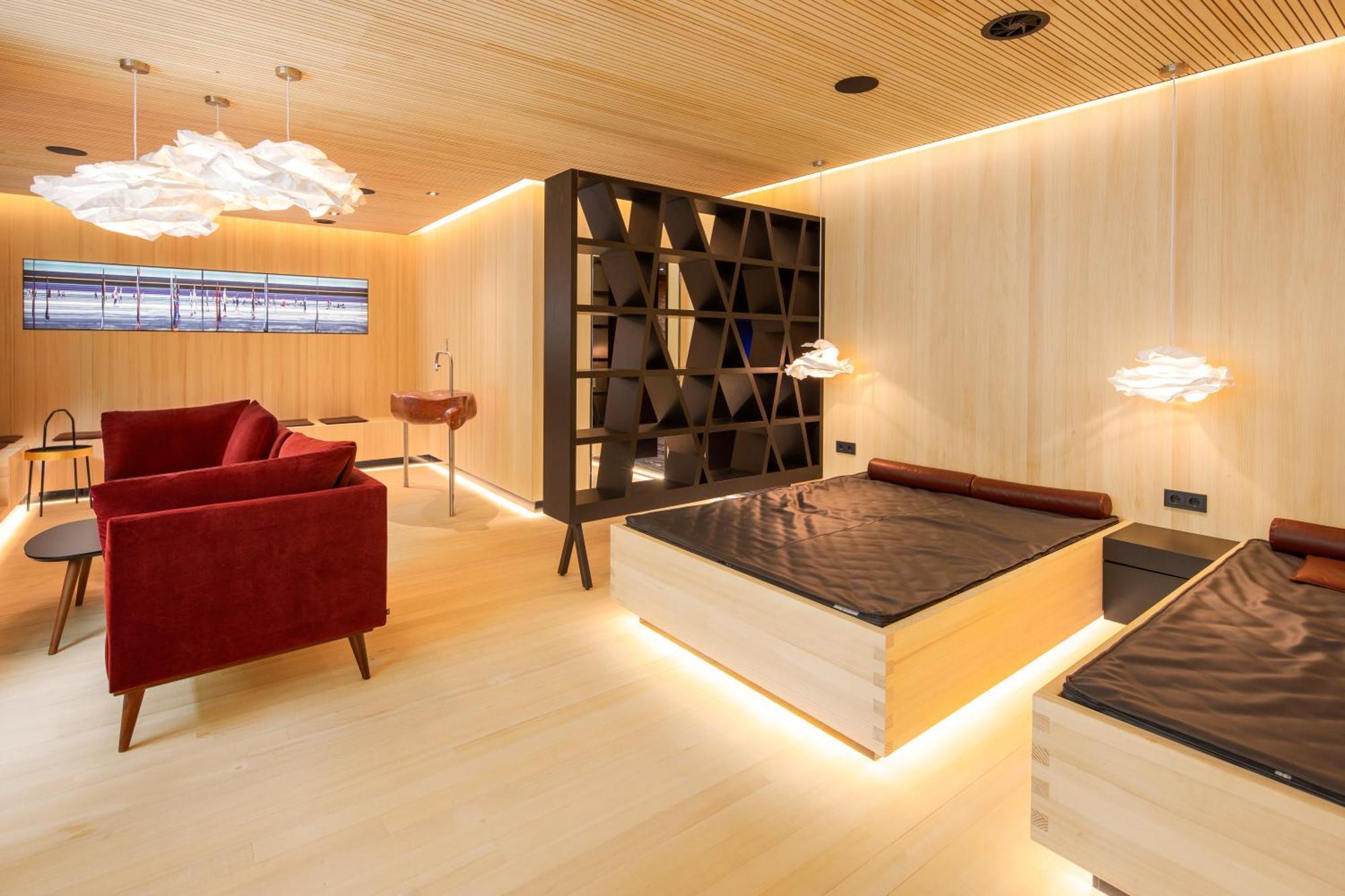 Hotel Goldener Adler - Im Sommer Silvretta Card Premium Inkludiert Ischgl Esterno foto