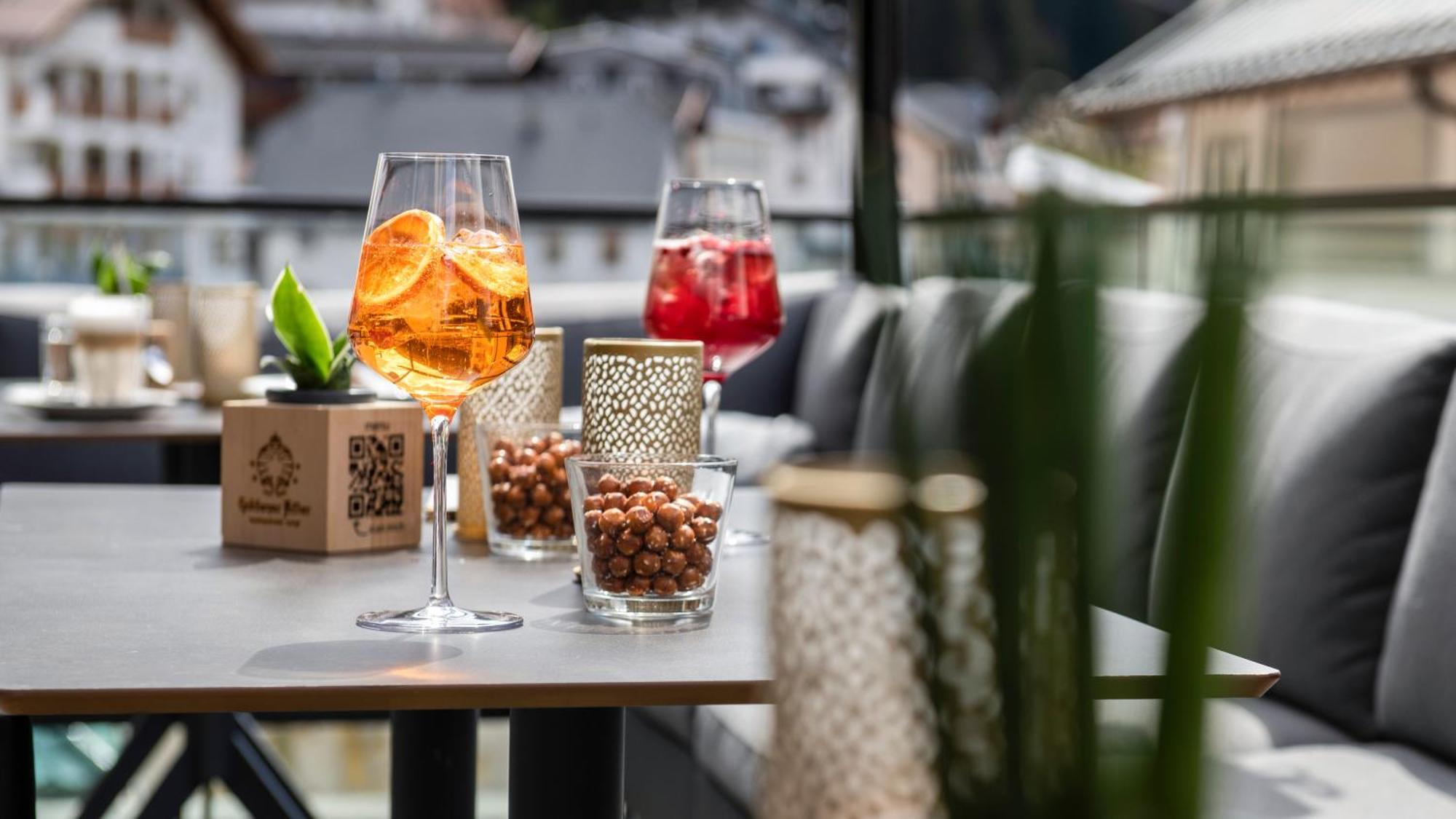 Hotel Goldener Adler - Im Sommer Silvretta Card Premium Inkludiert Ischgl Esterno foto