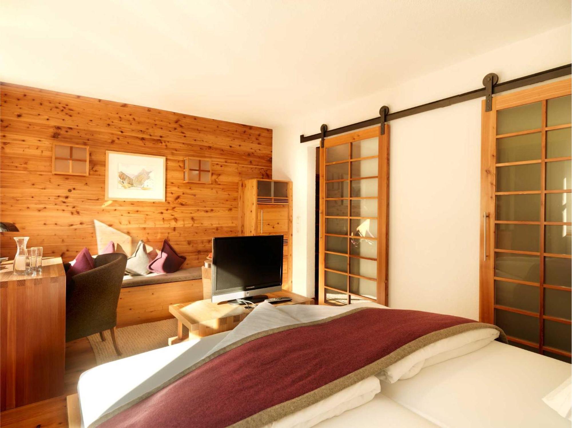 Hotel Goldener Adler - Im Sommer Silvretta Card Premium Inkludiert Ischgl Esterno foto